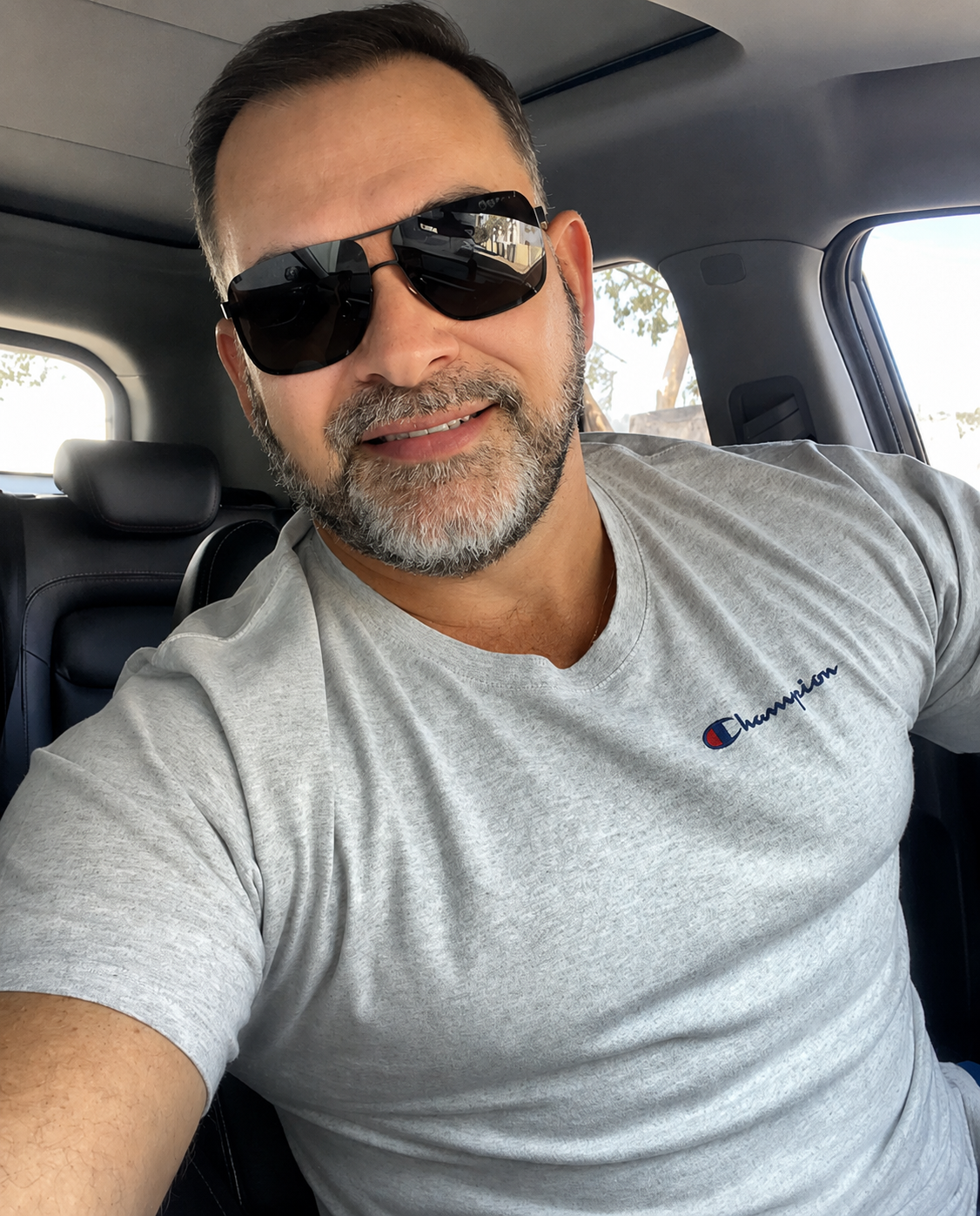 Mike R.